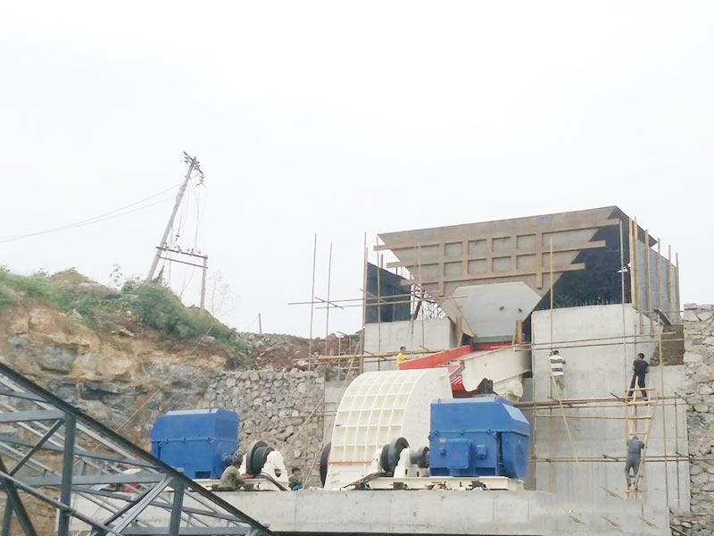 錘破制沙機的型號參數(shù)，出料多大