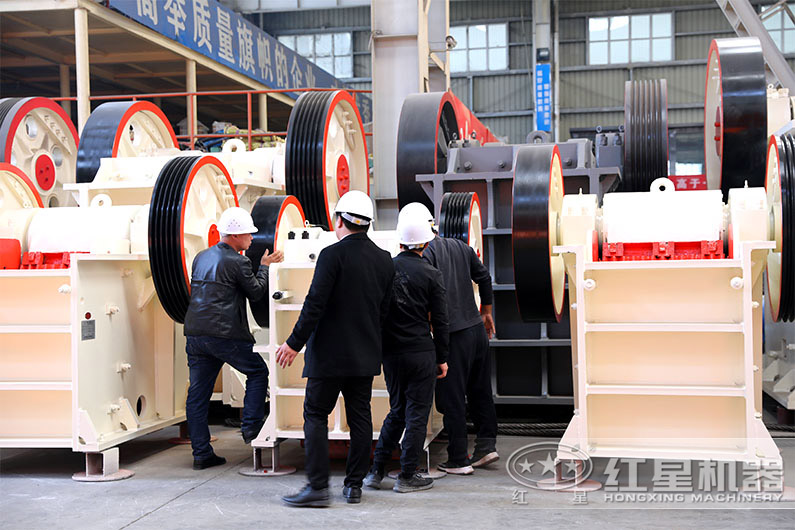 客戶遠(yuǎn)道而來(lái)考察試機(jī)