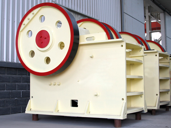生產(chǎn)沙石的900x1200鄂破具體參數(shù)，價(jià)格